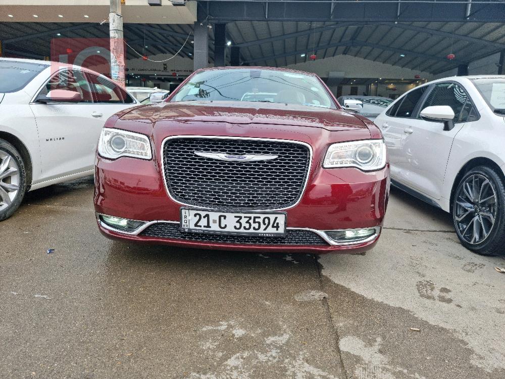كرايسلر 300
